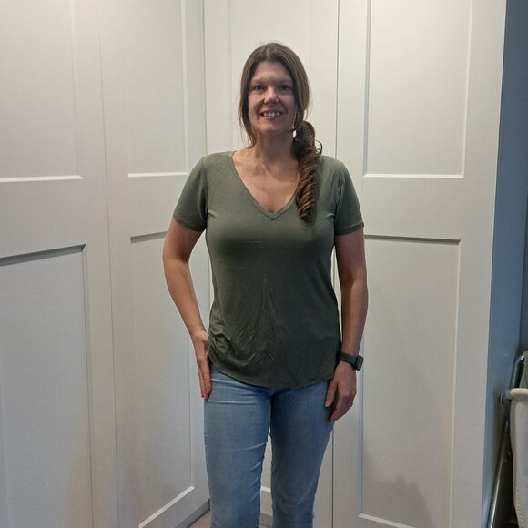 Dynamite v-neck tee shirt - Picture 5 of 5